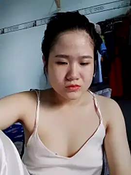 Baby-sweetboobs20 online show from May 13, 1:00 am