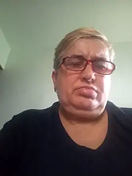 SusanStar874 online show from June 30, 1:32 pm