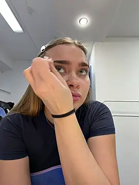 MonicaWestt online show from April 18, 8:28 am