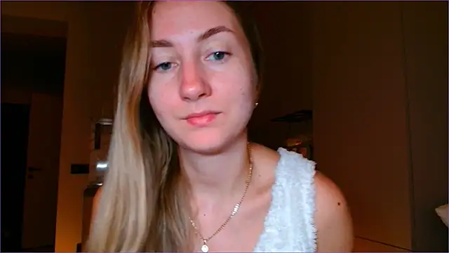 BluueSilk online show from December 1, 6:50 am