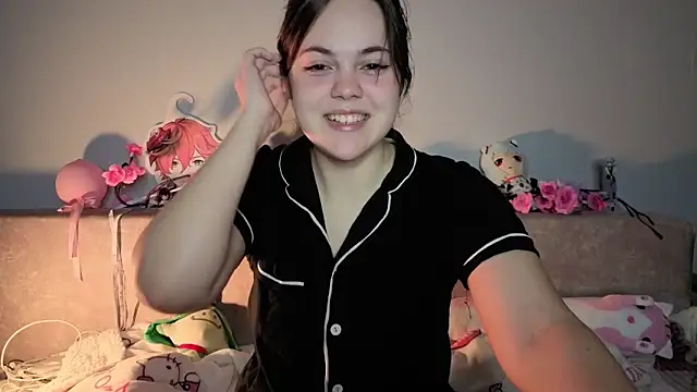  momomochi  online show from March 1, 3:56 pm