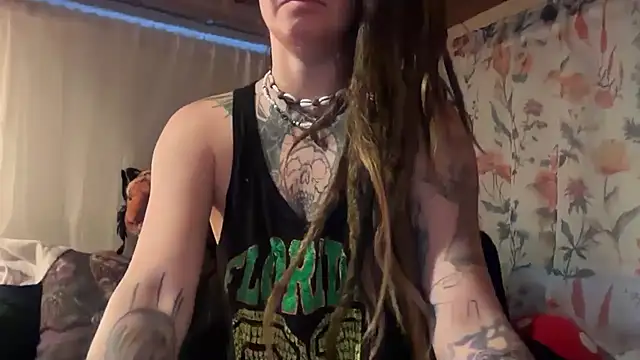 TheMoonNTheSun online show from July 1, 12:21 am