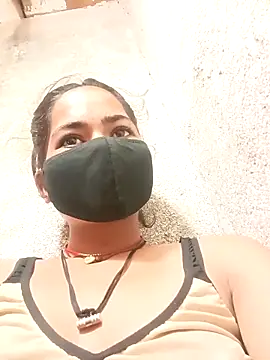 Sunali Bendre online show from March 27, 8:26 am