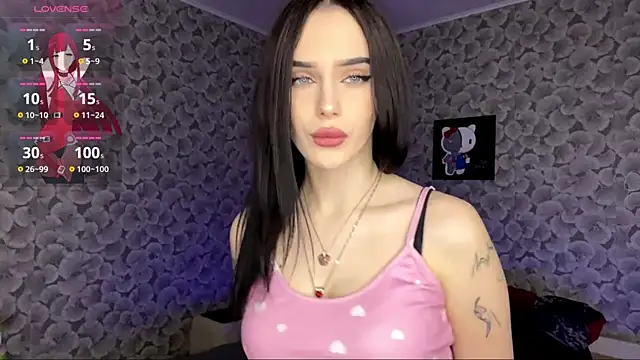 IeshaOsorio online show from April 11, 6:52 am