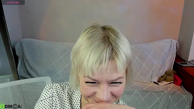 Ann Annise online show from April 12, 9:12 am