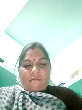 Rajni248096 online show from April 23, 1:46 pm