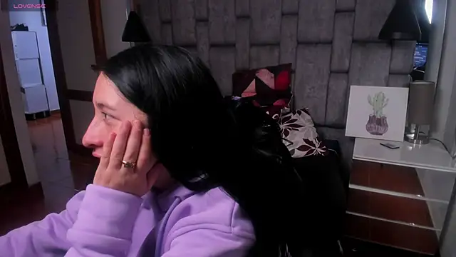 Maitebigboobs online show from February 25, 5:06 am