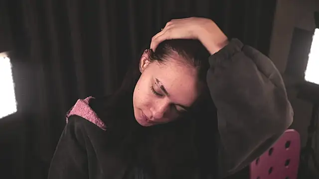 GinnyKittle online show from March 2, 6:36 pm