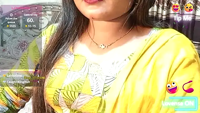 Nusrat Faria online show from July 13, 10:21 pm