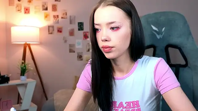 Vexnexe online show from February 8, 8:01 pm