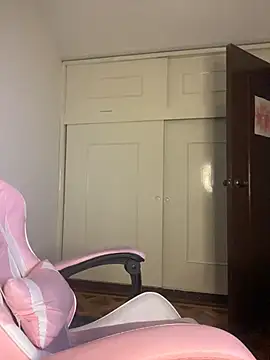 SoftDoll- online show from April 7, 3:30 am