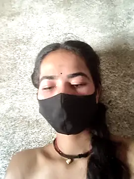 Sonali Bendre online show from April 11, 7:45 am