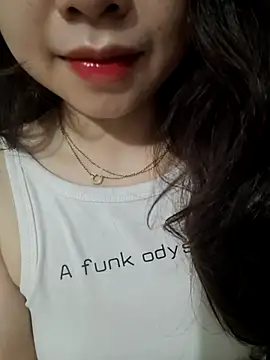 NinaKey online show from March 2, 7:48 am