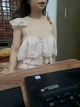 NinaKey online show from June 2, 3:57 pm