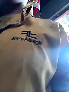 hot-luna- online show from April 30, 3:45 am