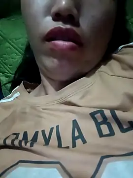 hot-luna- online show from April 16, 12:38 pm