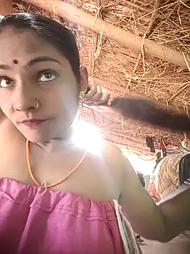 Hotty raghni online show from February 5, 8:17 am