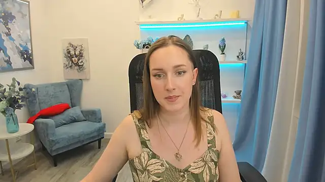 CaseyTerini online show from June 3, 12:39 pm