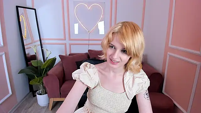 Akimo  online show from March 1, 2:50 pm