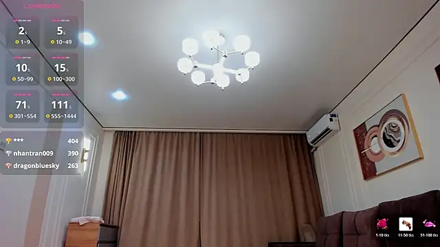 dionlee9 online show from April 19, 6:10 pm