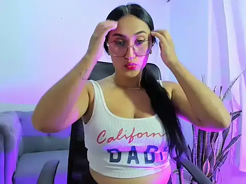 camila wood online show from March 12, 11:29 pm