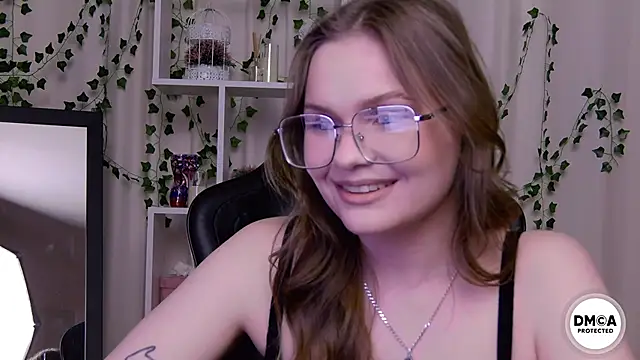 Kate mermaid online show from February 2, 3:38 am