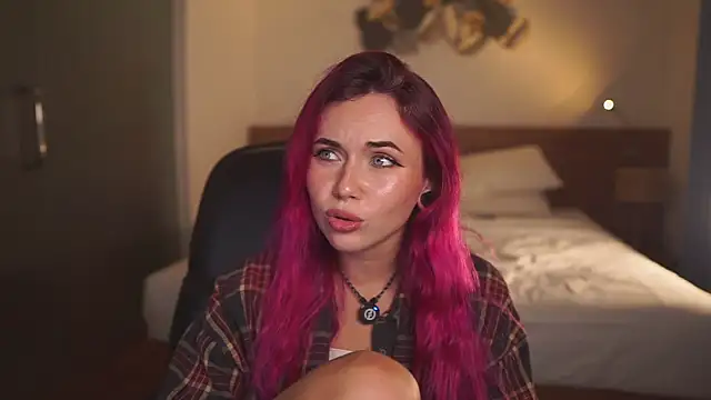 Sarah Pink online show from February 22, 1:23 pm