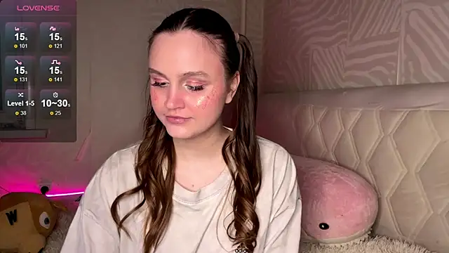 Barbie Charm  online show from February 23, 10:09 pm