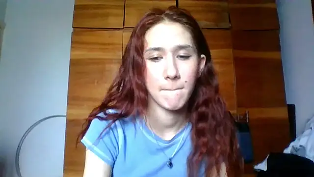NickiKisinger online show from June 3, 7:09 am