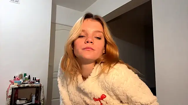 Tiffany Muse online show from February 8, 1:09 am