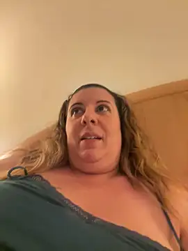 JasmineGlow7 online show from June 14, 10:21 pm