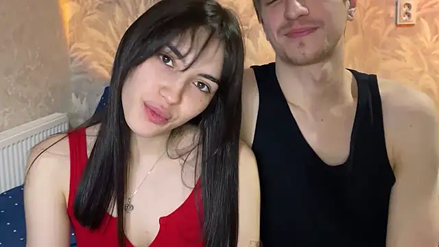 sweetiepipe online show from April 18, 3:36 pm