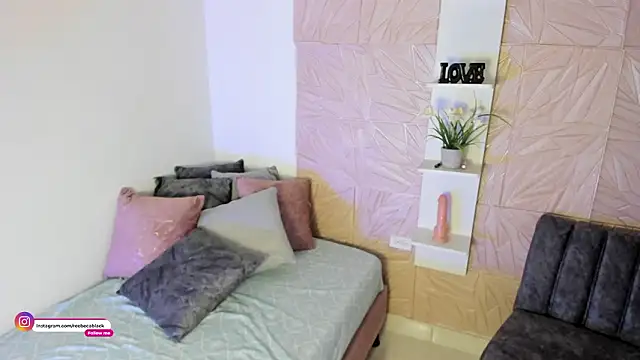 RebecaBlack  online show from March 7, 7:10 pm