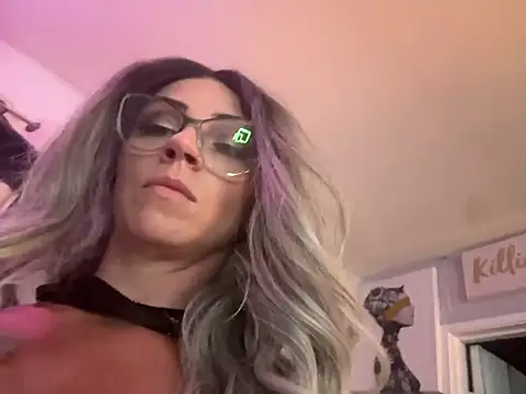 Alicethickpeach online show from July 12, 9:43 am