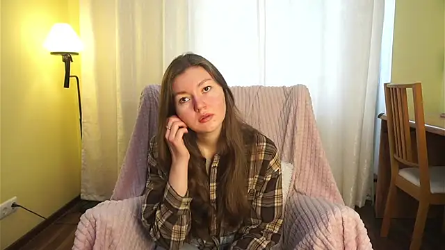 TobiMillinor online show from March 21, 7:02 am