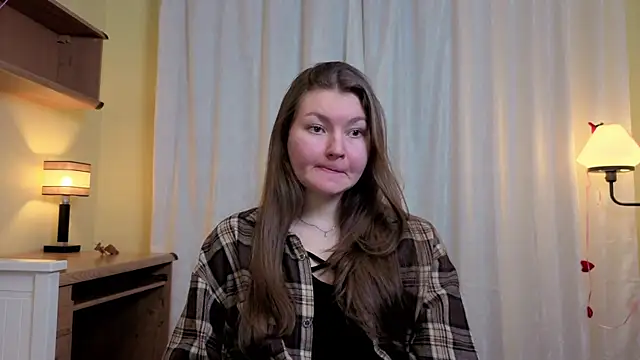 TobiMillinor online show from February 9, 5:15 pm