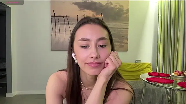 DeliaPesta online show from February 19, 7:35 pm