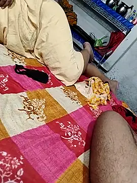 horny indian90 online show from April 13, 4:41 pm