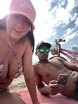 hotcasal69 online show from March 1, 6:18 pm