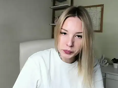 VelvetAngela online show from February 23, 1:43 pm