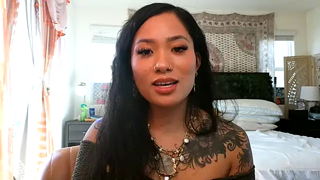 222goddess444you online show from February 12, 7:15 pm