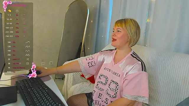 MaryClars online show from February 27, 7:52 am