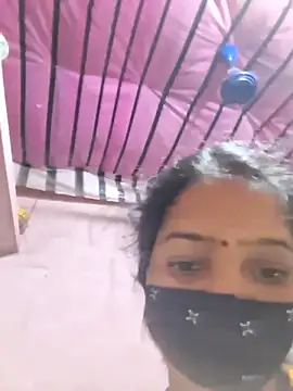 rimpadebnath4546 online show from May 18, 3:29 pm