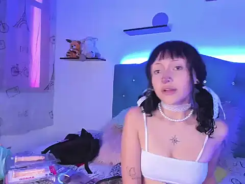 Gemma honey online show from February 23, 1:43 pm