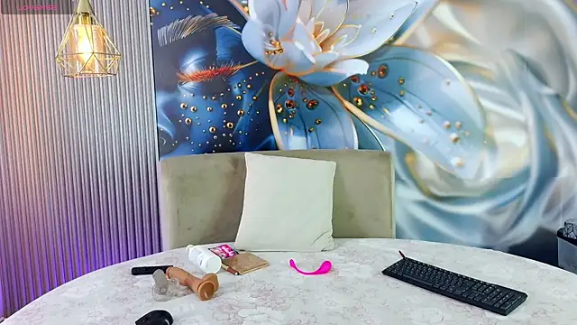 rouxinferno cr online show from April 5, 3:27 am