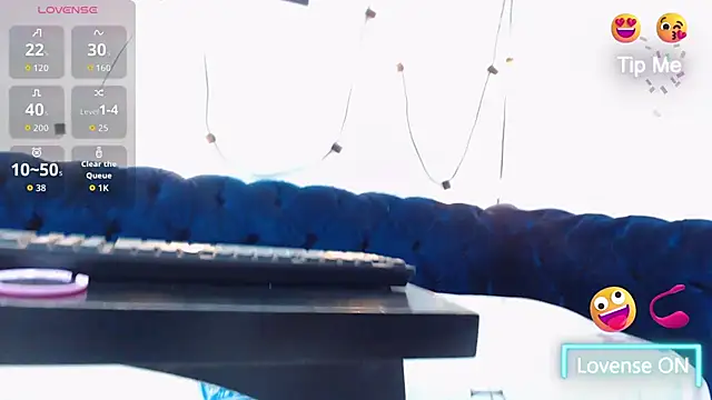 CarolRousee online show from February 25, 7:23 pm