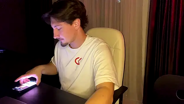 Adam ice online show from February 26, 7:35 pm