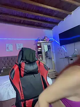 RedHotDoll online show from February 7, 3:43 am