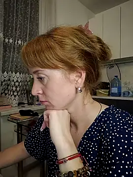 LanaBananaa  online show from March 12, 9:17 pm