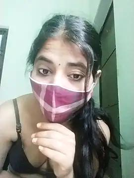 Kitti-Sharma online show from April 5, 11:42 am